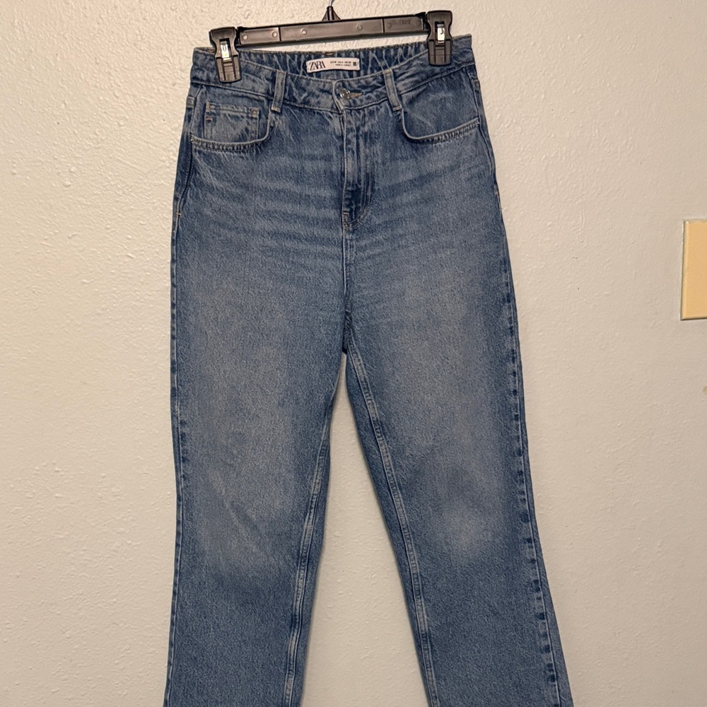 Zara Classic Blue Jeans